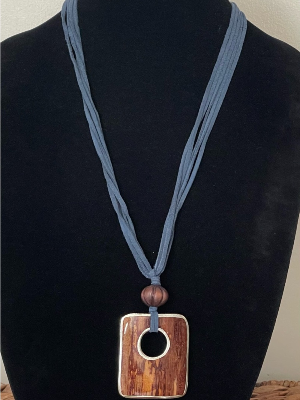 Coldwater Creek Wood Silver Tone Metal Reversible Pendant Necklace Blue Leather